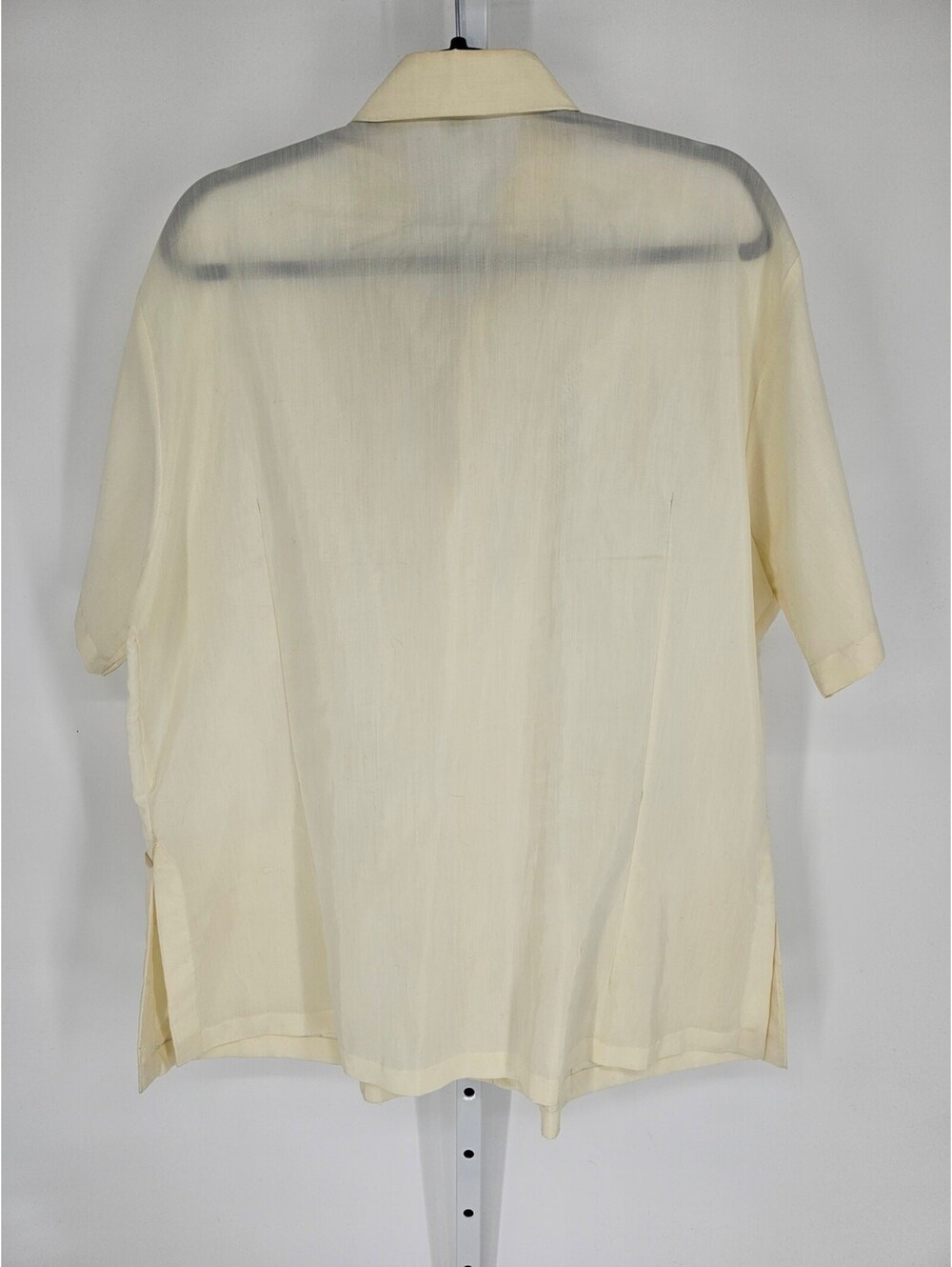 Tesoro's Men's Cream Short Sleeve Polyester Button Down Collared Shirt Size XL - Picture 4 of 4